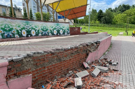 В Анжеро-Судженске обновят главную сцену? В Анжеро-Судженске обновят главную сцену?