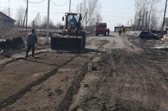 К строящейся школе в Восточном районе построют новую автодорогу К строящейся школе в Восточном районе построют новую автодорогу
